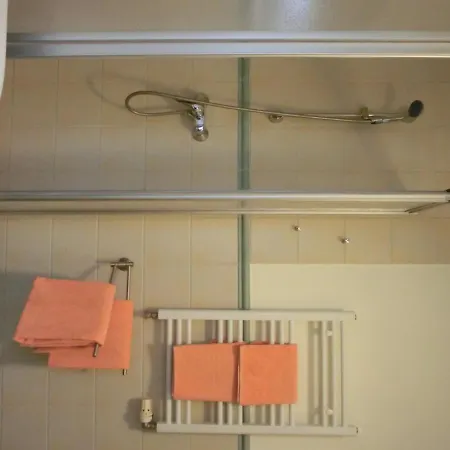 شقة F2 غرال موريتز